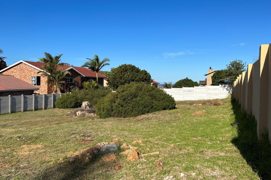 0 Bedroom Property for Sale in Wavecrest Eastern Cape